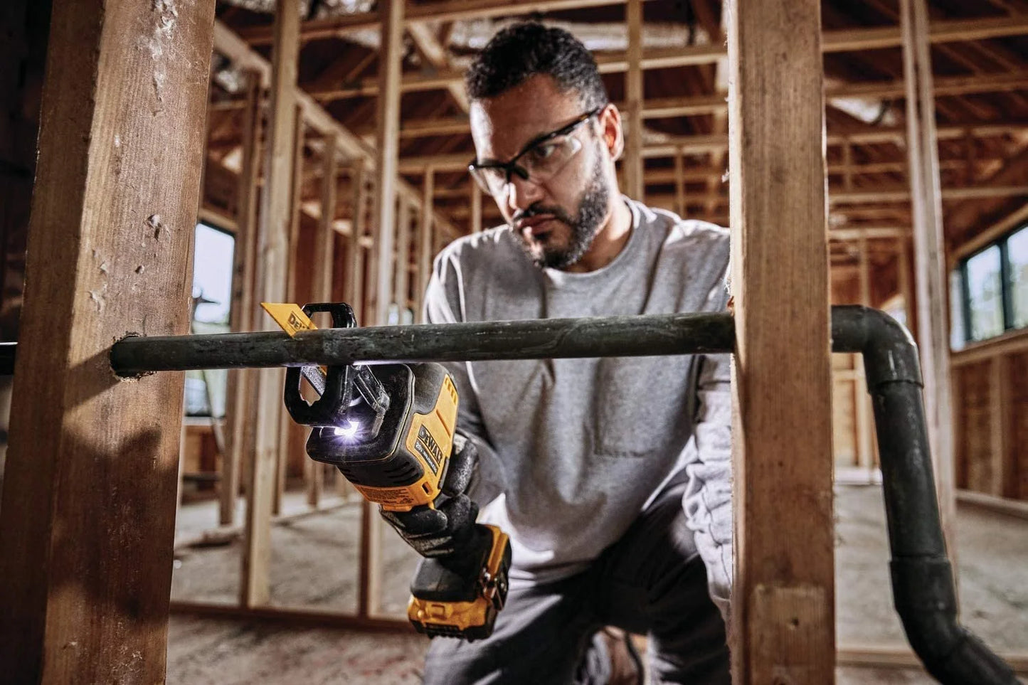 Max Atomic 20V Brushless Reciprocating Saw DCS369B (Bare Tool)