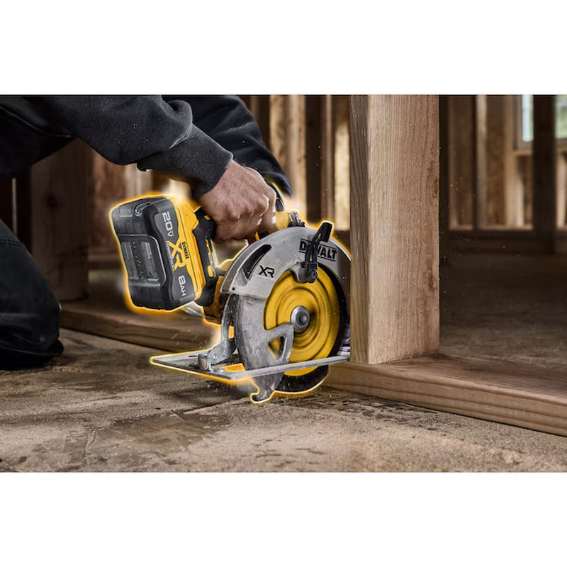 XR 20-Volt Max 7-1/4-In Brushless Cordless Circular Saw Kit ( Battery Included )