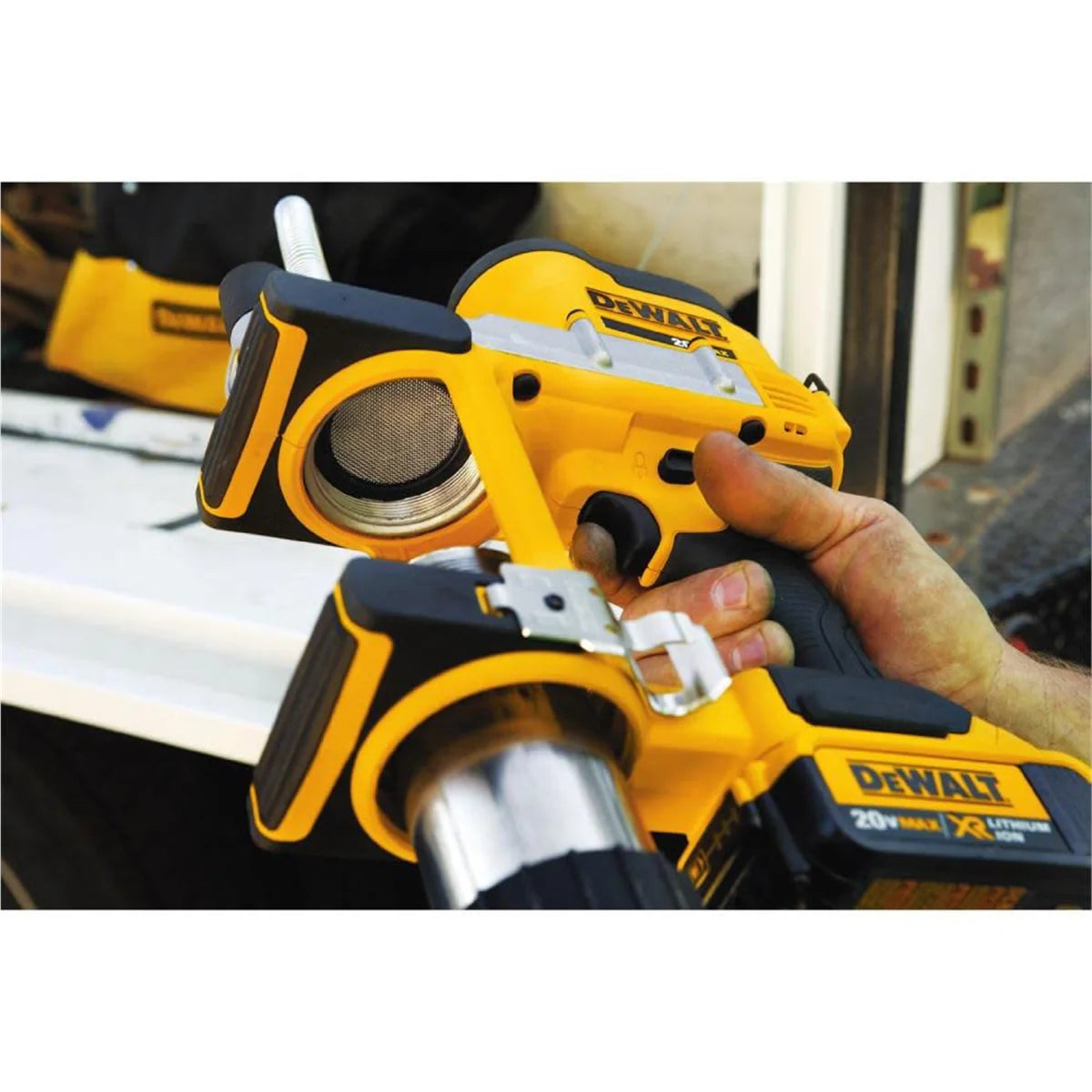20V Max Cordless Grease Gun (Tool Only)