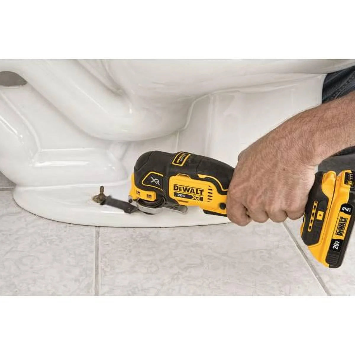 20V MAX* XR® BRUSHLESS CORDLESS 3-SPEED OSCILLATING MULTI-TOOL (TOOL ONLY)