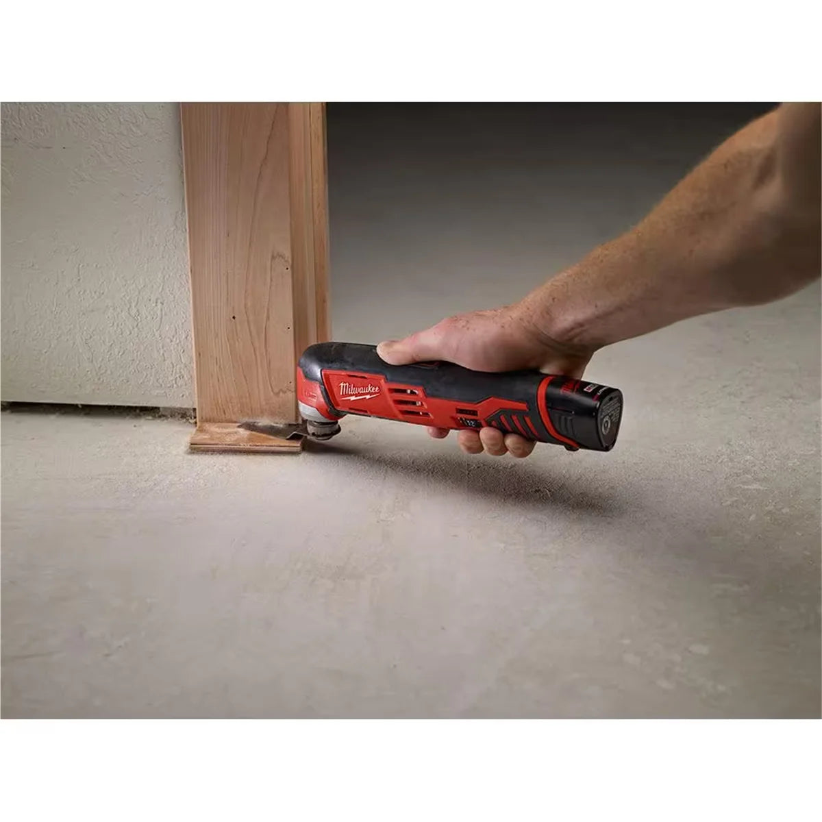 2426-20 M12 Cordless Oscillating Multi-Tool (Tool-Only)