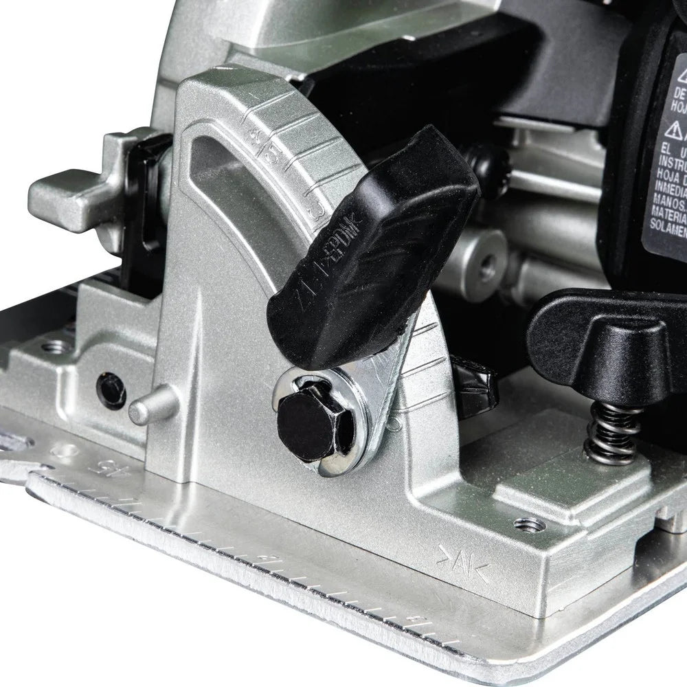 XSH04ZB LXT 18V Sub-Compact Brushless Cordless 6-1/2 Inch Circular Saw