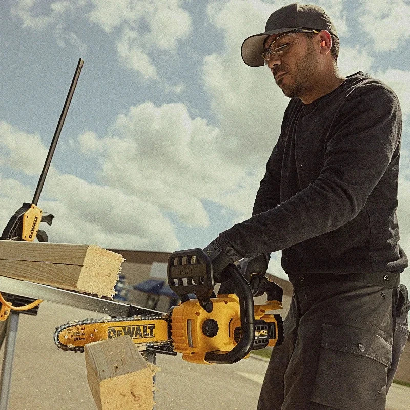 DEWALT DCMCS565 Brushless Cordless 30CM Chainsaw 20V Power Tools 7.3M/S