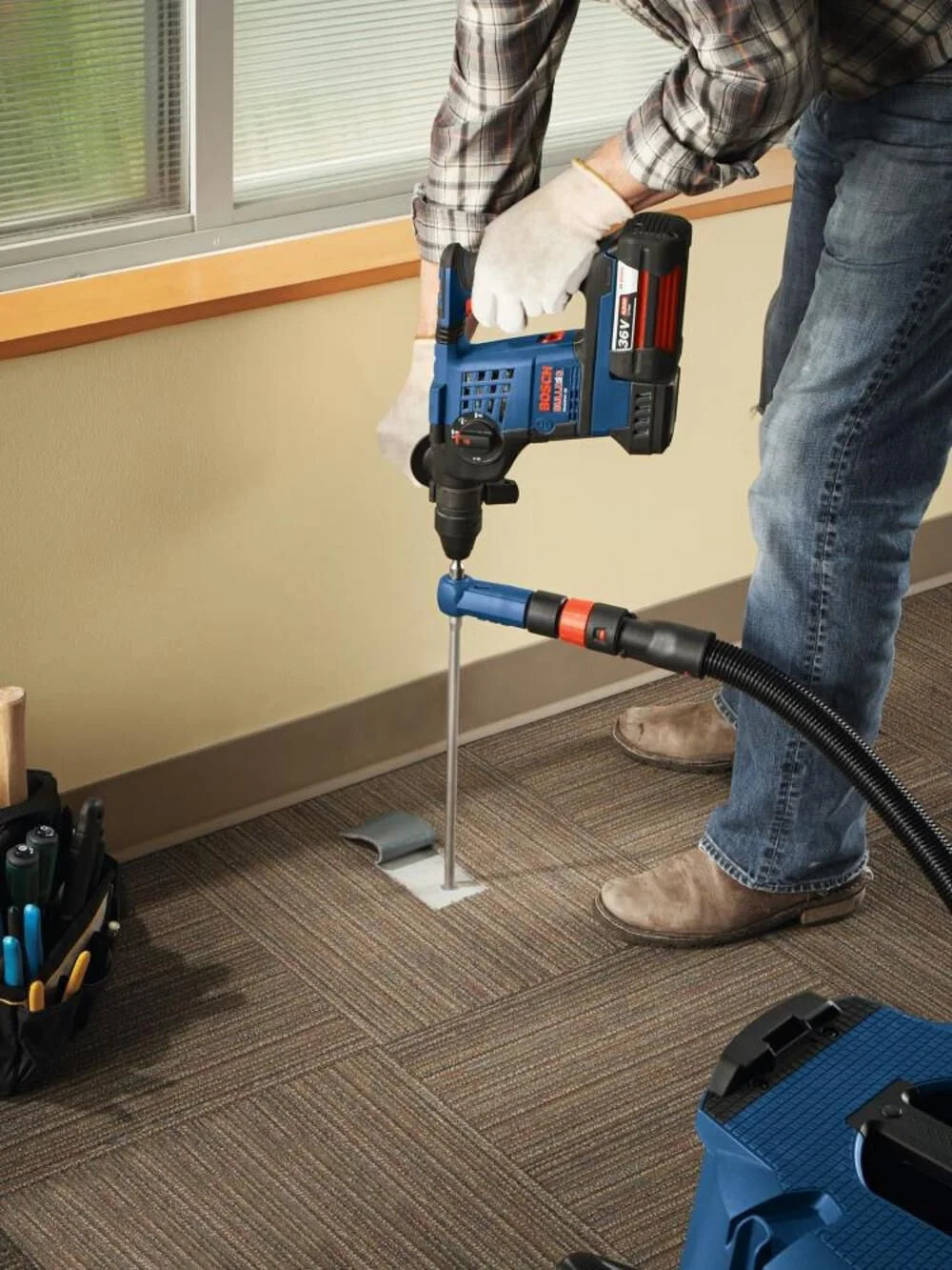 GBH2-28L SDS plus Bulldog Xtreme Max 8.5 Amp 1-1/8 Inch Rotary Hammer